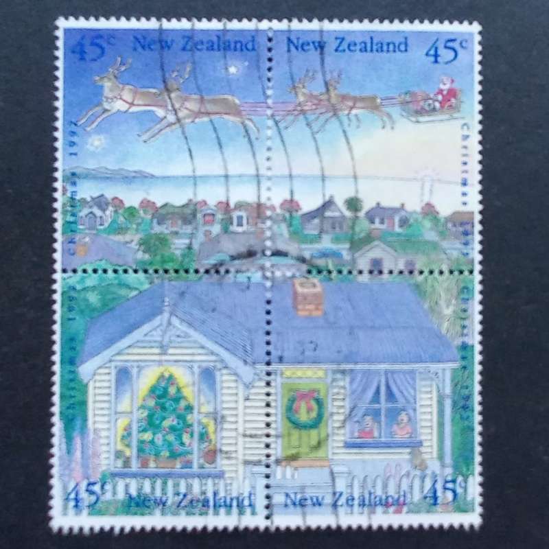 Thematics - New Zealand - 1992 Christmas - Part set in Setenant block of 4 - Used