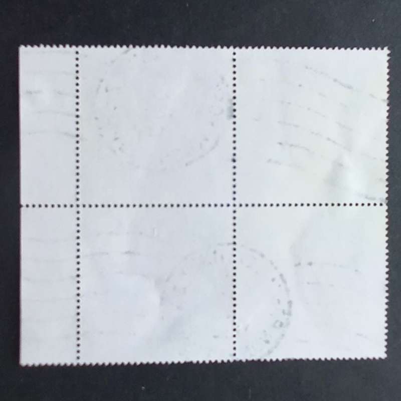 **R1 START** NEW ZEALAND - 1996 CHRISTMAS - $1 - BLOCK OF 4 - USED