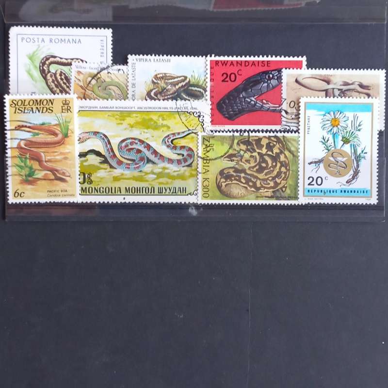 Thematics - Snakes - 9 stamps - no duplication