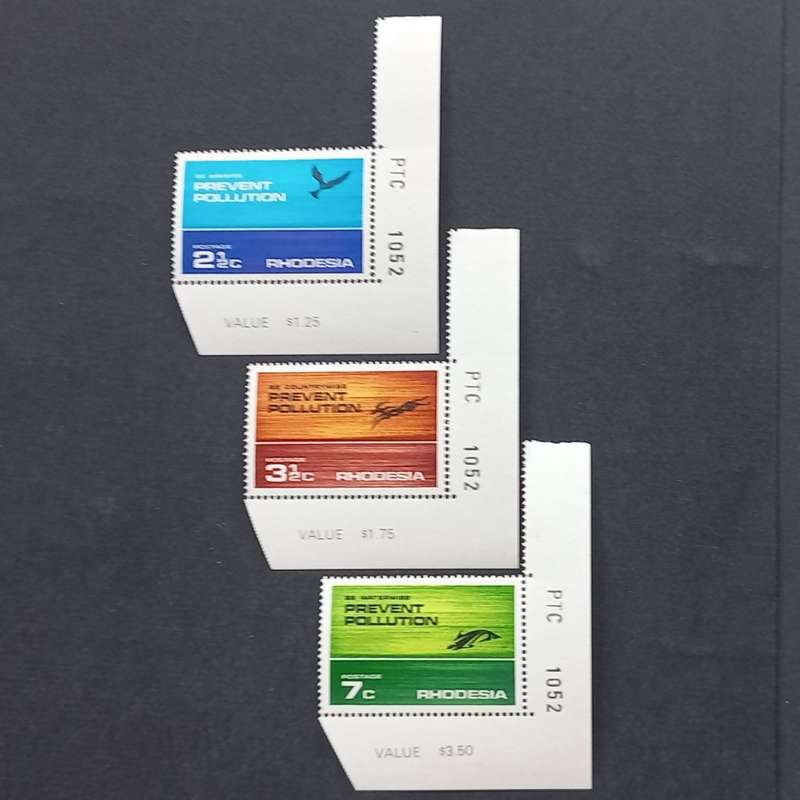 Rhodesia - 1972 "Prevent Polution" - Short Set of Corner Singles - MNH