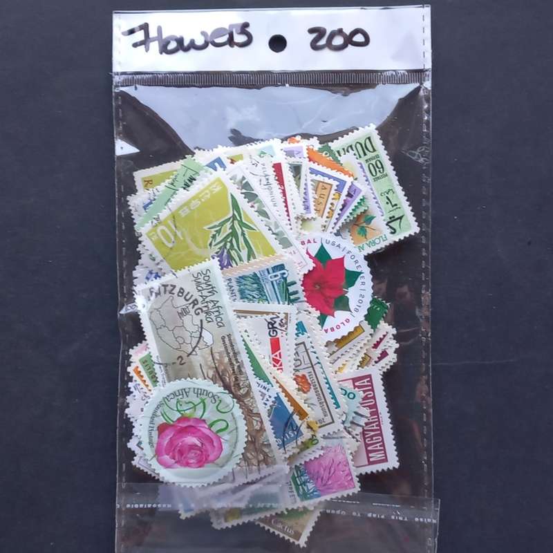 Thematics - Trees & Flowers - 200 stamps in packet - no obvious duplication