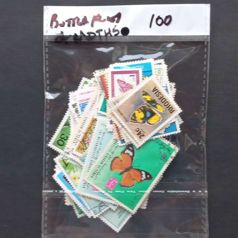 Thematics - Butterflies & Moths - 100 stamps in packet - no obvious duplication