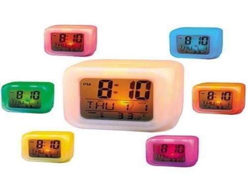 COLOUR CHANGING ALARM CLOCK