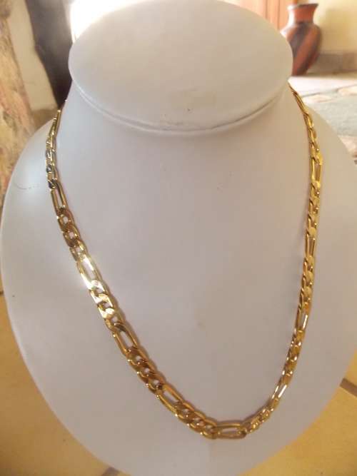 BACK ON POPULAR DEMAND! GOLD FUSION 6.5mm WIDE x 600mm LONG GOLD FIGARO NECKLACE CHAIN(FREE IMPORT)