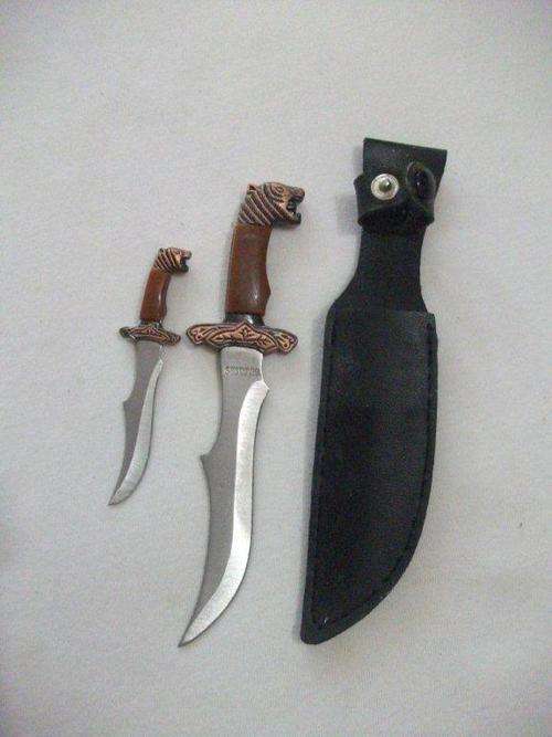 HUNTING KNIFE SET COMPLETE WITH POUTCH