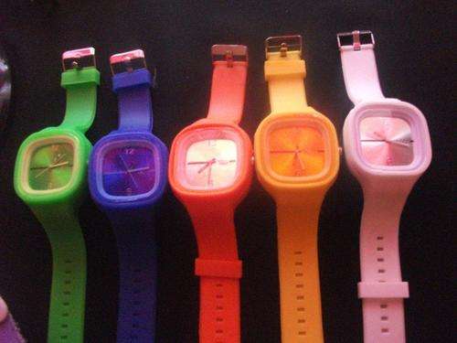 MAD!!SPECIAL OFFER!! COLORFUL SILICON SPORT WATCHES (NEW WHITE & BLACK ARRIVED)