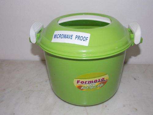SPECIAL!!5 UP FOR GRABS!!!!  MICROWAVE POT OR RICE COOKER 2LITRE(VALUE FOR MONEY)
