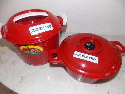 NEW YEARS SPECIAL!!! RED MICROWAVE POT 800ML & RICE COOKER 2LITRE