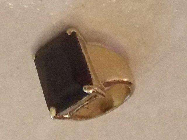 INTERNATIONAL IMPOERT GOLD FUSION RING WITH HUGE SIM GEMSTONE ADDED IN A STUNNING SETTING SIZE 6