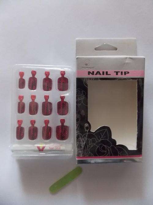 STUNNING 3D NAIL ART TIPPS (RED WITH STRIPES)