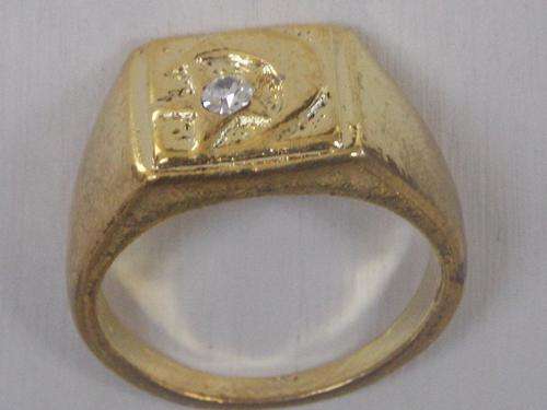 STUNNING MENS IMPORTED GOLD RING WITH SIM DIAMANTE SIZE 18, 22