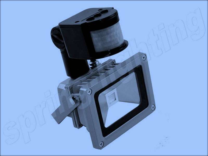 10WATT PIR MOTION SENSOR FLOOD LIGHT (SAVE ON ELECT)