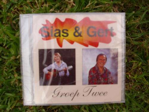 GROEP TWEE VERSAMEL CD SIAS EN GERT