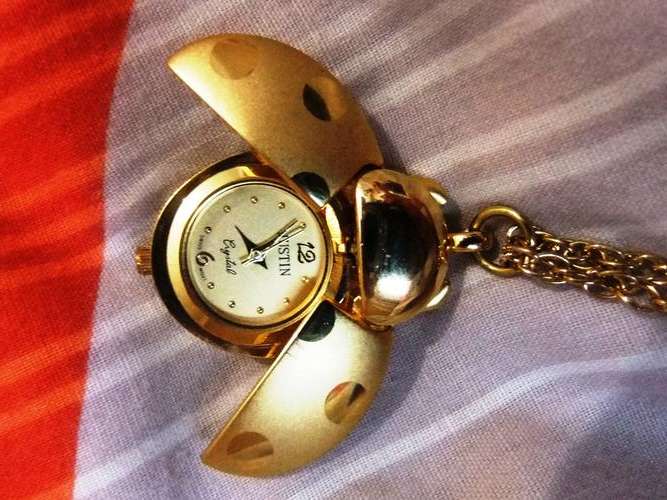 ****BEAUTY***3 IN 1 GOLD COATED NECKLACE BUTERFLY PENDANT AND HIGH QUALITY JUSTIN WATCH