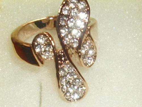 DESIGNER UNIQUE SETTING GOLD FUSION RING WITH PLENTY CZ DIAMANTE INTO BEAUTIFUL SETTING SIZE 19
