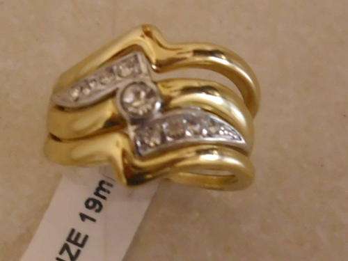 NEW STOCK!!!!!!! INTERNATIONAL IMPORTED 3 PIECE GOLD FUSION RING SIZE19