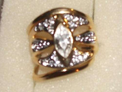 NEW ARRIVALS!!!! INTERNATIONAL IMPORT GOLD FUSION DESIGNER RING WITH SIM DIAMONDS SIZE 8