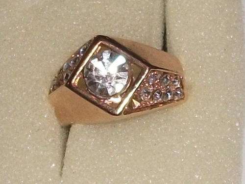 NEW!!! INTERNATIONAL IMPORTS GOLD FUSION DESIGNER RING WITH SIM DIAMANTE SIZE 8
