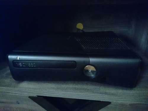 XBOX 360 - 320GB