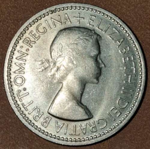 Great Britain: One Shilling  1953 | English Shield, with BRITT: OMN