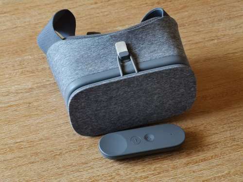 Asus Zenfone AR and Google Daydream View VR Headset