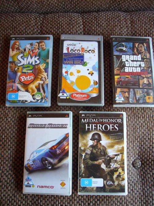 SONY PSP GAME BUNDLE 1