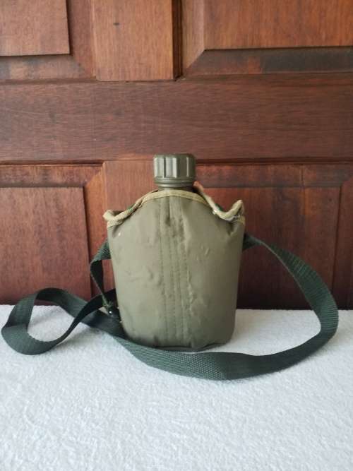 VINTAGE ARMY 1 LITER WATER BOTTLE