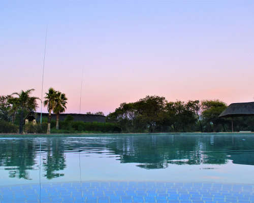 ! PEACEFUL BUSHVELD ! 4-night stay @ Monateng Safari Lodge 20-24 February 2023 (sleep 6)