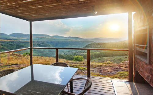 !! SWEEPING VIEWS ! 4-night stay @ Crystal Springs Mountain Lodge - 15-19 March 2021 - Midweek