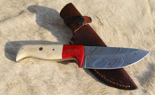Hunter Damascus Knife