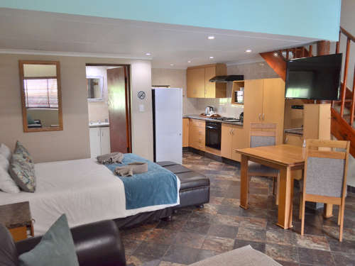 !! RELAXING EXPERIENCE!! 4-night stay @ Mount Amanzi 12-16 February 2024 (Sleep 5)