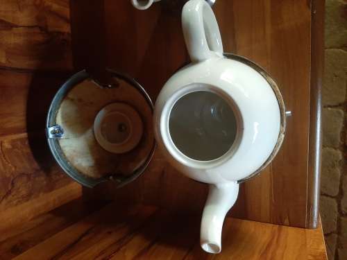 Vintage  Coffee and tea pots  ( please see description)