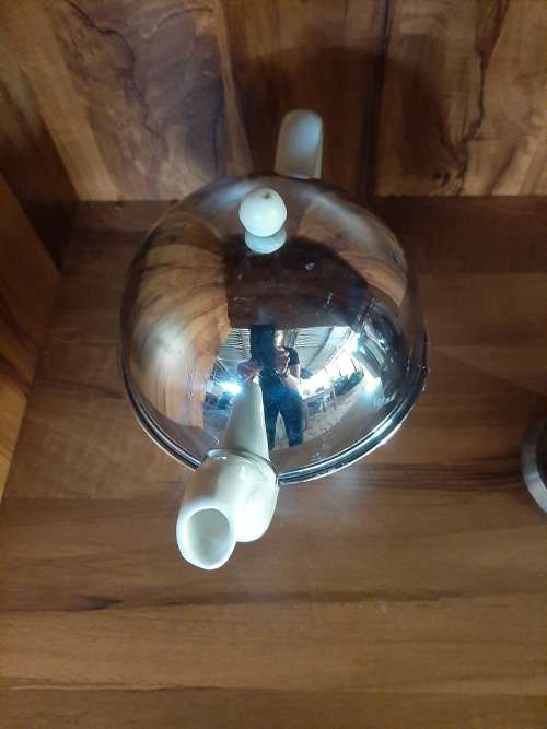 Vintage  Coffee and tea pots  ( please see description)
