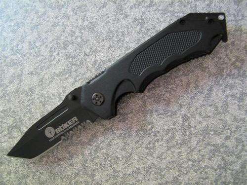 Halve serated tanto Matt finished