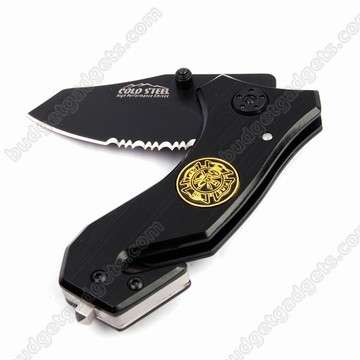 Snubby Rescue Knife