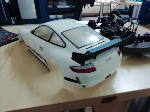 HPI - Racing Sprint 2 FLUX (WITH Porsche 911 GT3 RS Body)