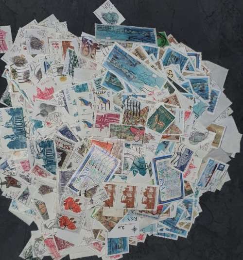 South Africa 1000 Stamps (Bid Per Stamp)
