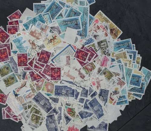South Africa 1000 Stamps (Bid Per Stamp)