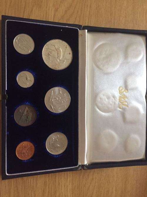 1966 S.A PROOF SET IN BLUE SAM CASE VERY CLEAN