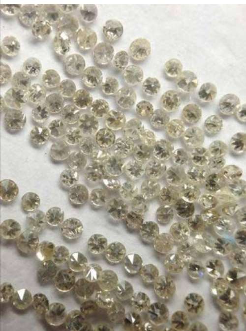 NATURAL DIAMONDS 0015 to 0025ct G colour 20 Available BID PER STONE TO TAKE 5 OR ALL