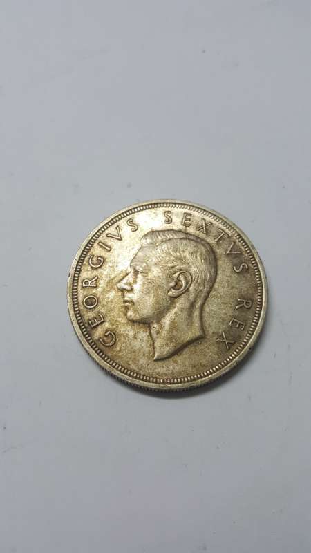 SCARE 1950 5 SHILLING COIN