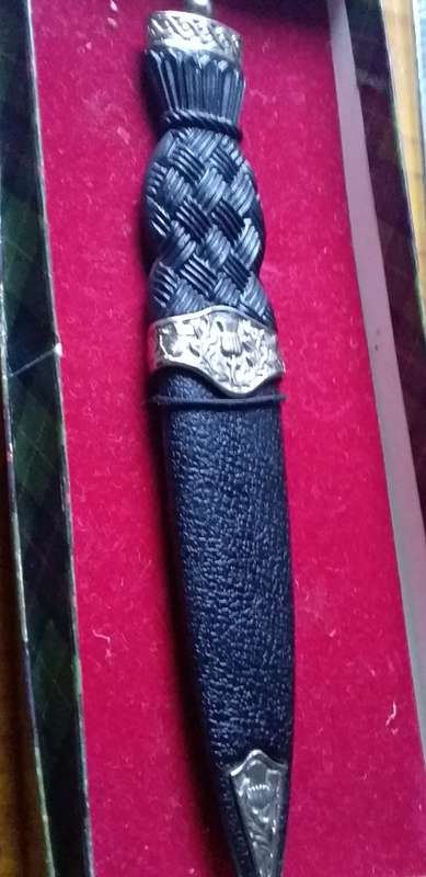 Small Sgian Dubh Scottish Black Dagger