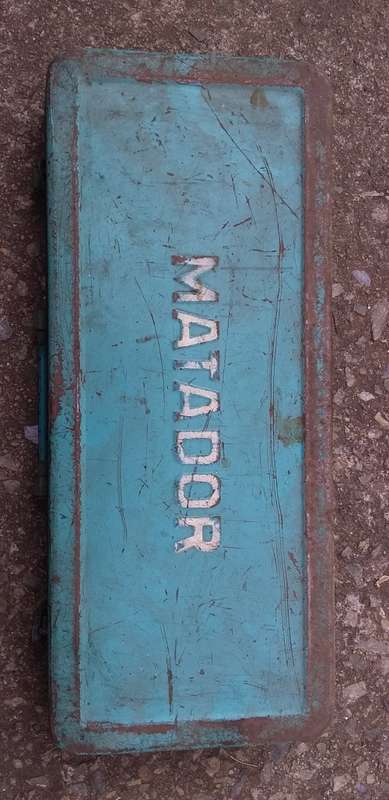 MATADOR SOCKET SET (Vintage)