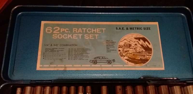 Rachet and socket set in metal case, vintage