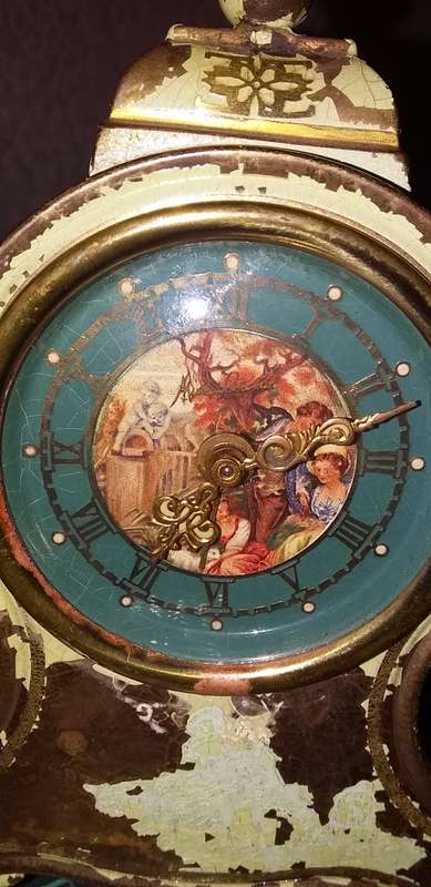 Mantel Clock