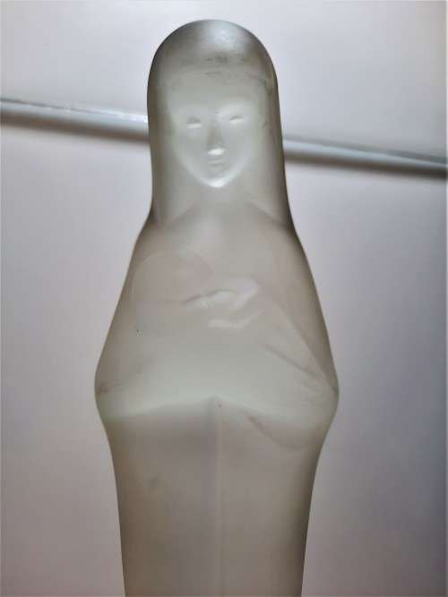 Art Deco glass sculpture of Madonna and baby Jesus designed by Stef Uiterwaal for Leerdam in 1929