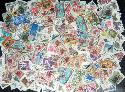 *** 2013 = 5c MADNESS!!! *** YES THATS 5 CENTS!!! *** Batches of 500 VARIOUS WORLD & RSA STAMPS ***