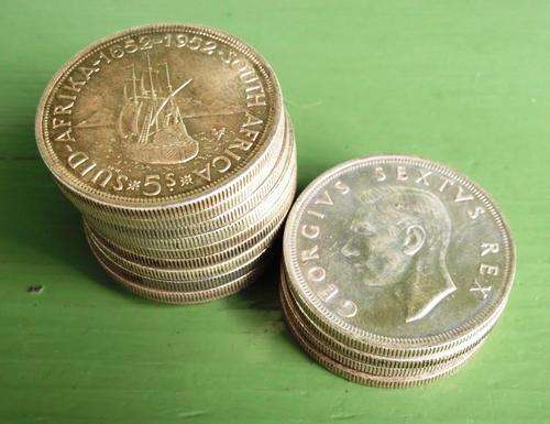 *** 50% SILVER BULLION PACK *** 5x UNION CROWNS / 5 SHILLINGS - VARIOUS YEARS (1950's up) ***