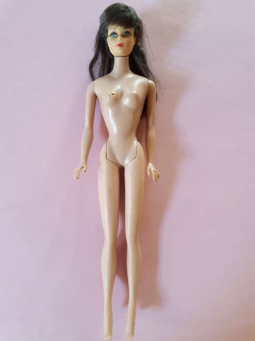 Vintage 1967 TNT barbie doll on straightleg body (TLC!!)