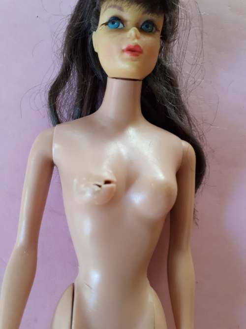 Vintage 1967 TNT barbie doll on straightleg body (TLC!!)